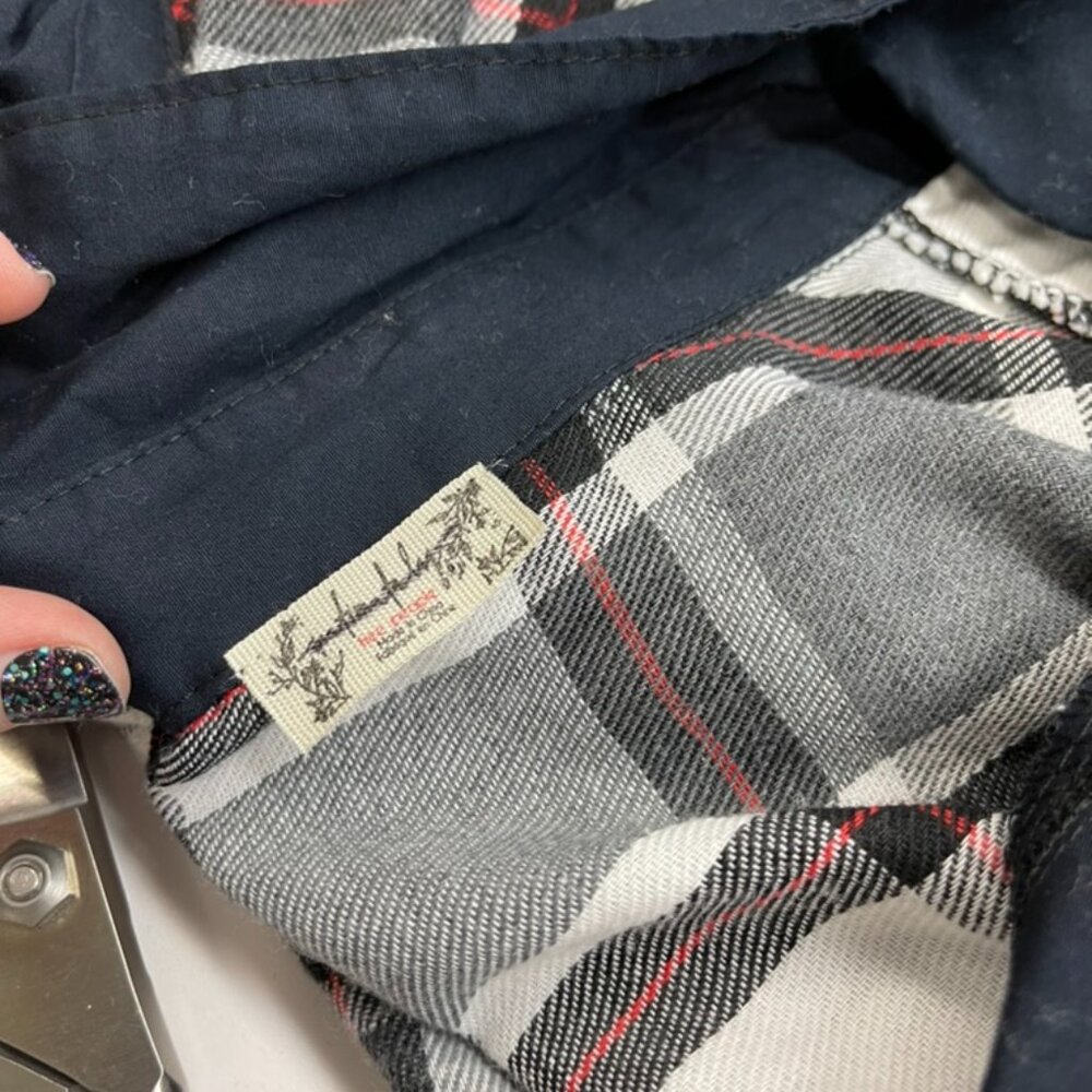 FREE PEOPLE Intimately Oversized Flannel Sleep Shirt Size Small NEW - Picture 3 of 4